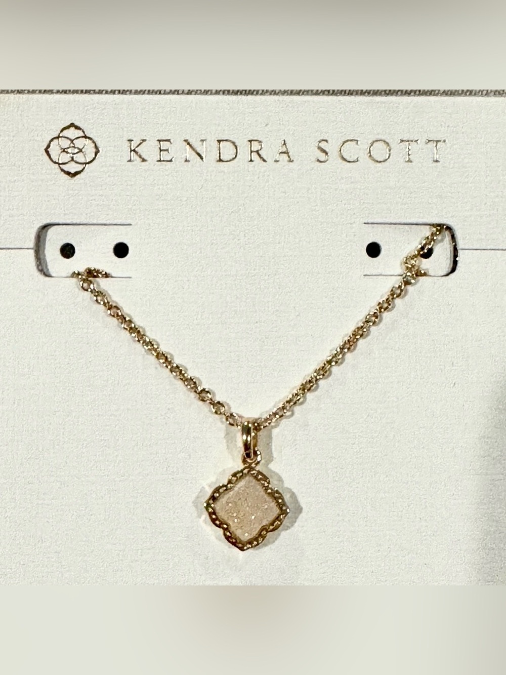 ✨NWT KENDRA SCOTT- Mallory Short Pendant Necklace Iridescent Drusy Gold!!